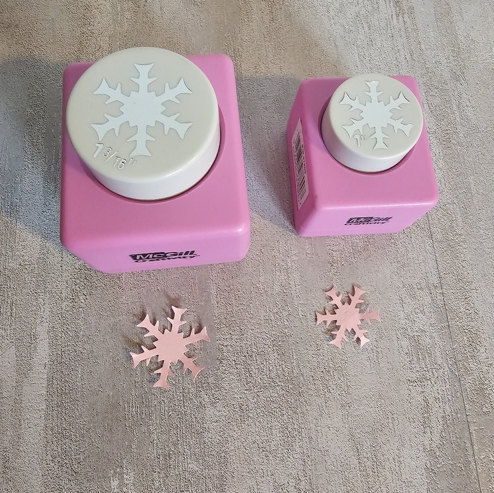 Paper Punch Set - Snowflakes - Picture 10 of 11